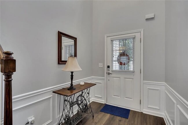 Building Photo - 254 Regent Square