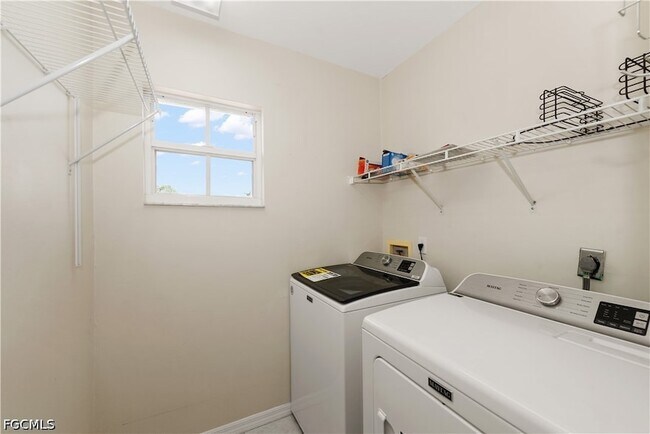 Building Photo - 14860 Crystal Cove Ct