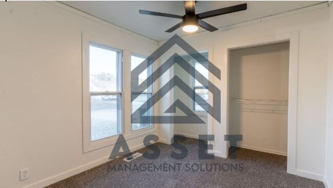 Building Photo - 4 Bedroom Rent to Own Home Available!