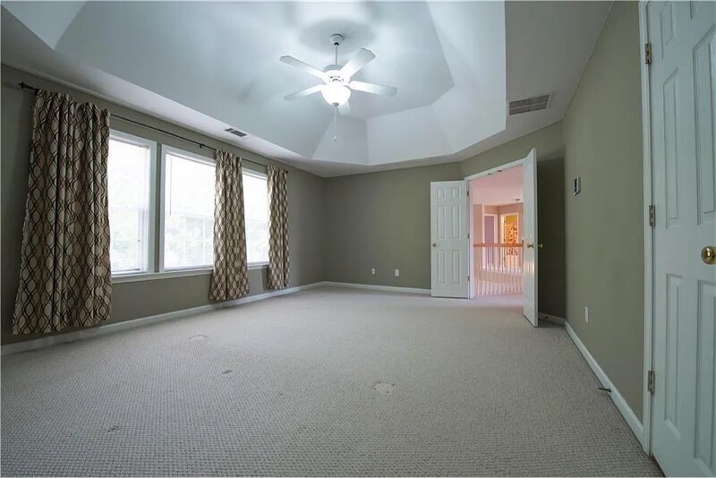 Building Photo - 3733 Roxtree Trace Dr NE