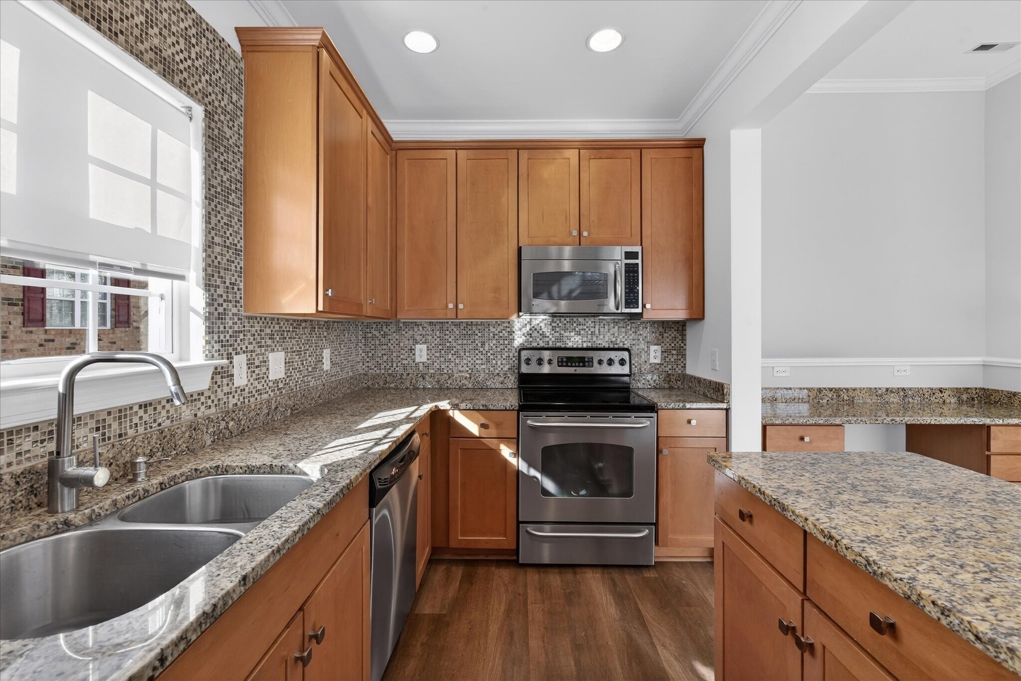 Building Photo - 15208 Loire Valley St