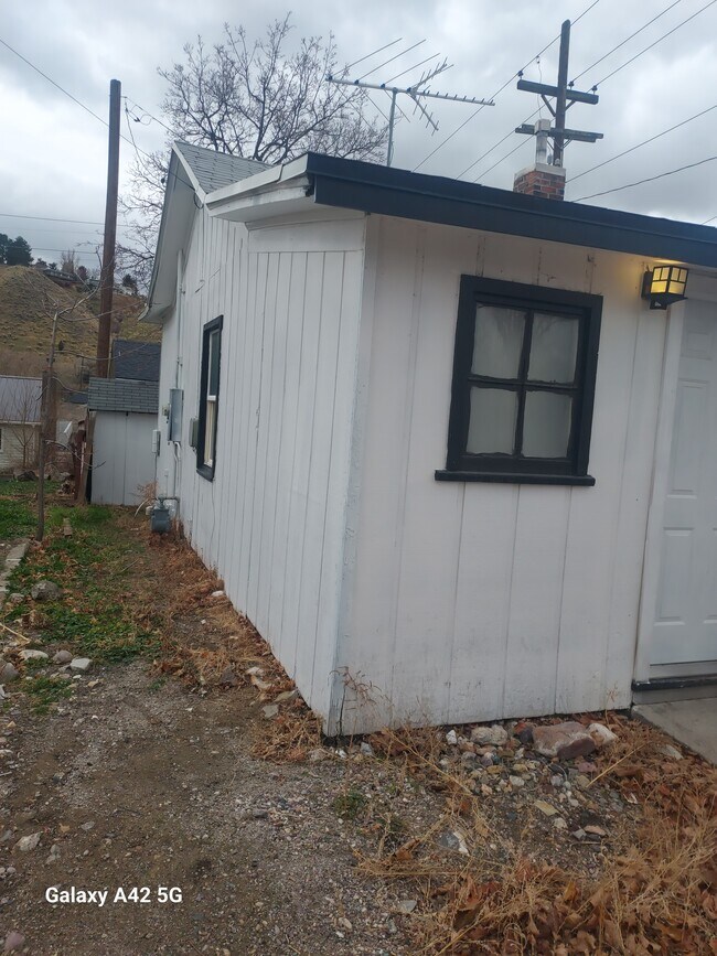 Building Photo - 735 W Bridger St