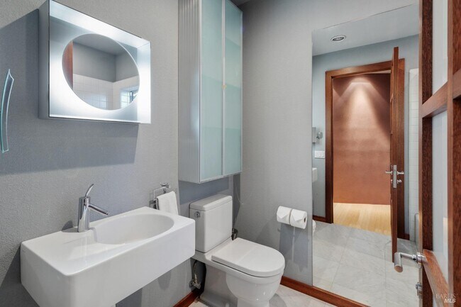 Building Photo - 675 Shiloh Canyon