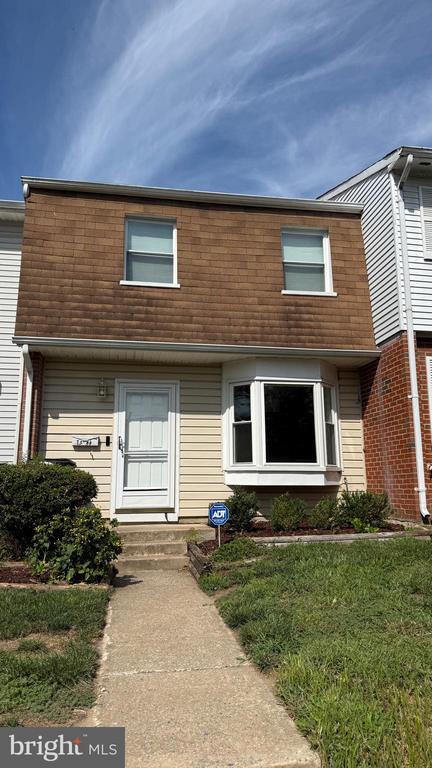 Building Photo - 14646 Ponderosa Ct