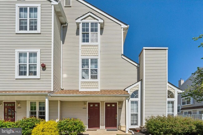 Building Photo - 4202 Aberdeen Ln