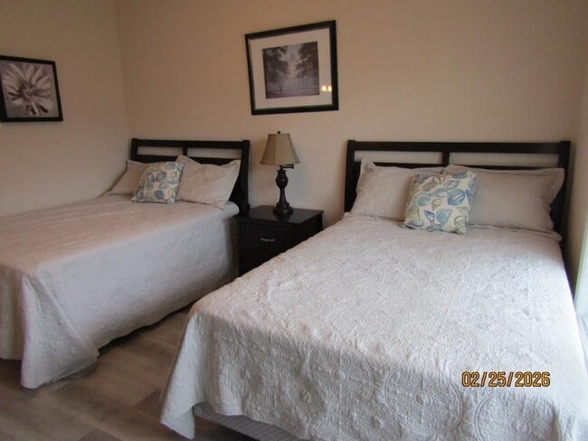 Building Photo - 144 Scotch Broom Dr