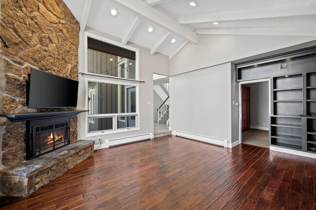 Building Photo - 2308 Hearth Dr