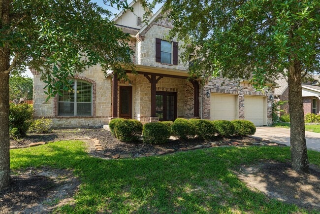 Building Photo - 17303 Quiet Shores Dr