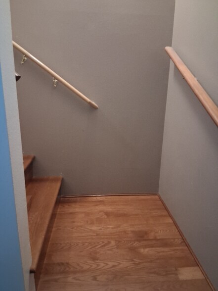 Building Photo - 1345 Beach Ave