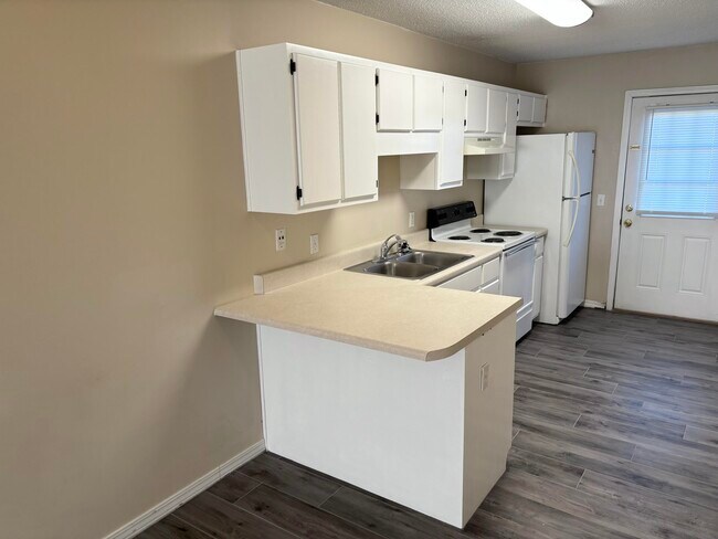 Building Photo - 6903 Sea Turtle Cir