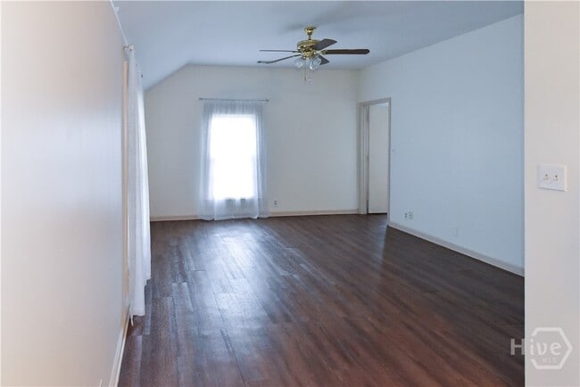 Building Photo - 302 Jefferson St