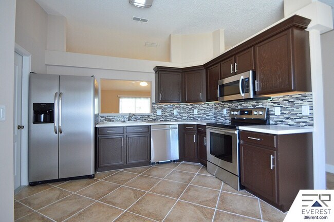 Building Photo - 11 Ripplewood Ln