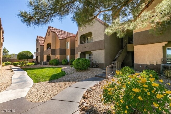 Primary Photo - 2200 S Fort Apache Rd