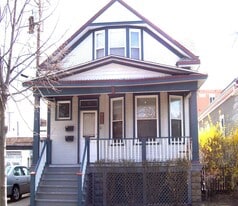 Building Photo - 922 S Grove Ave