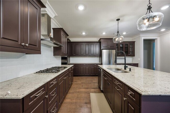 Building Photo - 513 Camden Hall Dr