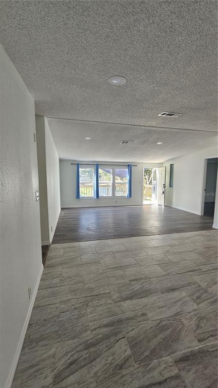 Building Photo - 12208 Glen Hill Dr