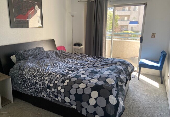 Building Photo - 535 Pierce St