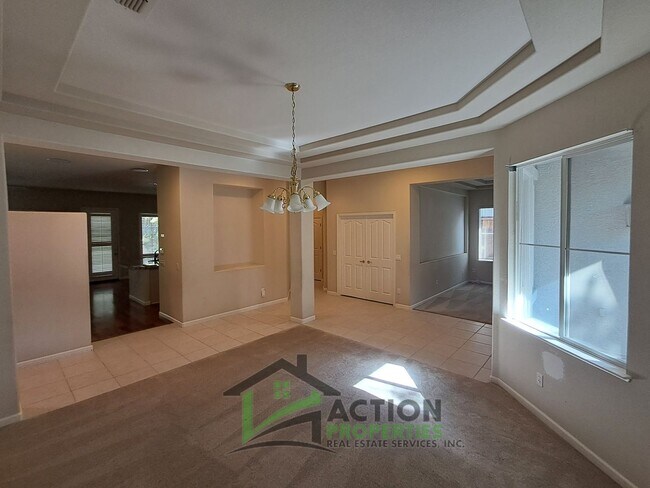 Building Photo - 400 Dumas Ct