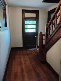 Building Photo - 4 Bd 2.5 Ba