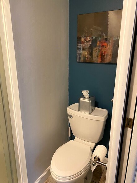 Building Photo - 6 Railroad Ave