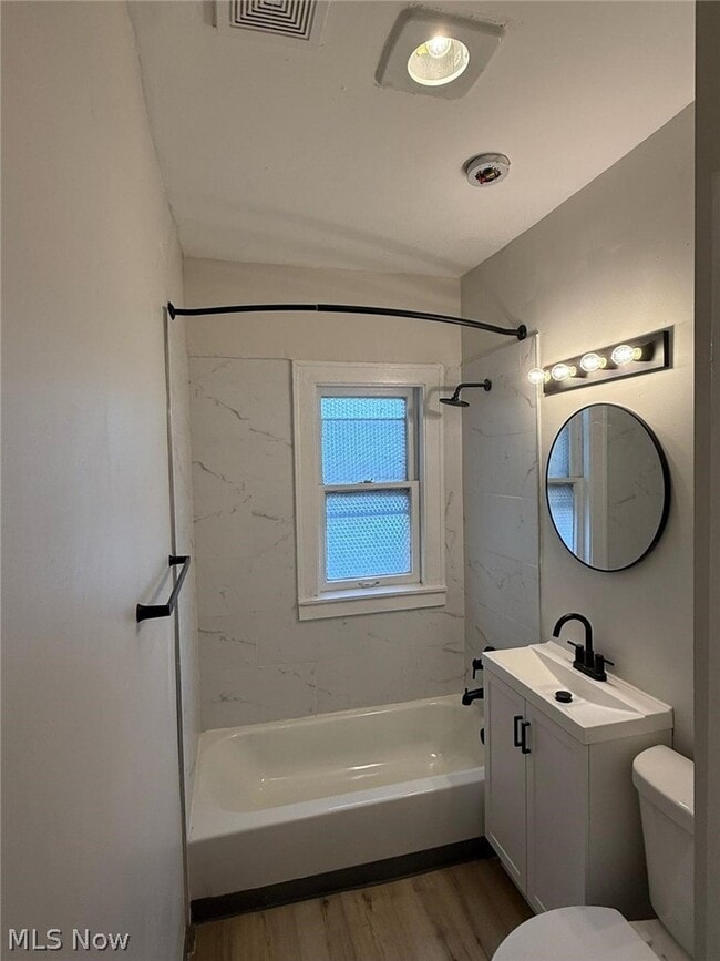 Building Photo - 2374 Euclid Heights Blvd