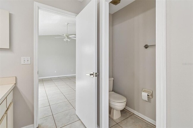 Building Photo - 10105 Sea spray Pl