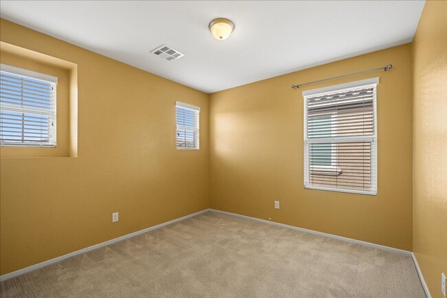 Building Photo - 8640 Bella Sparkle Ave