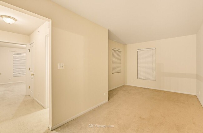 Building Photo - 1463 Yellowstone Dr