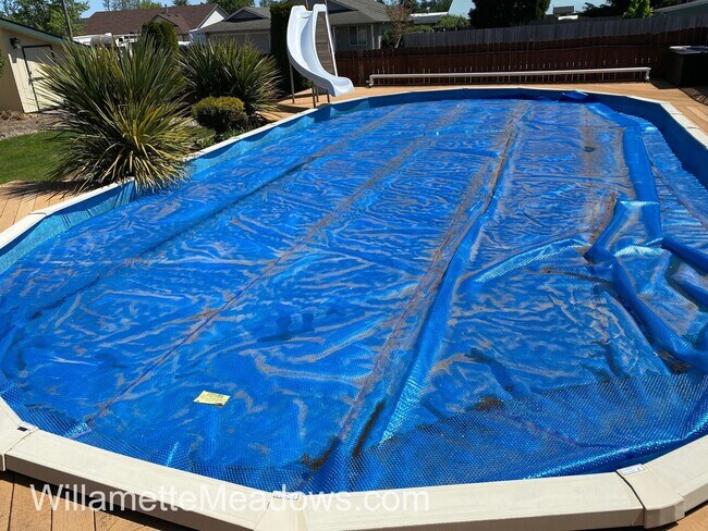 Building Photo - Beautiful 3 Bedrooms, 2 Bathrooms, In Aumsville