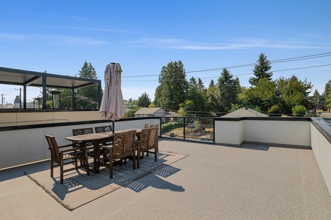 Building Photo - 10404 2nd Pl SW