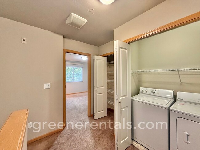 Building Photo - Coming Soon! 2BR 2.5BA Condo in Horizon Po...