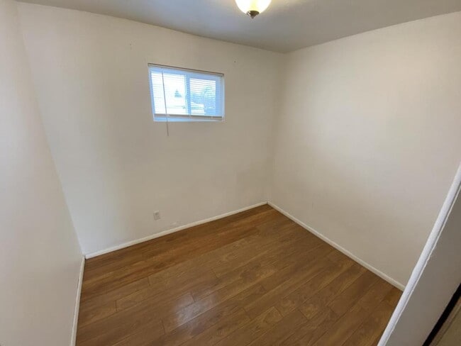 Building Photo - 815 Cleveland St