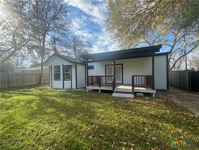 Building Photo - 159 S Hackberry Ave