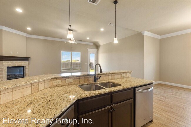 Building Photo - 3 br, 2 bath House - 538 Clearwater Pl