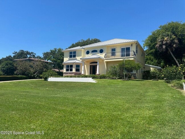 Building Photo - 1613 Indian River Dr