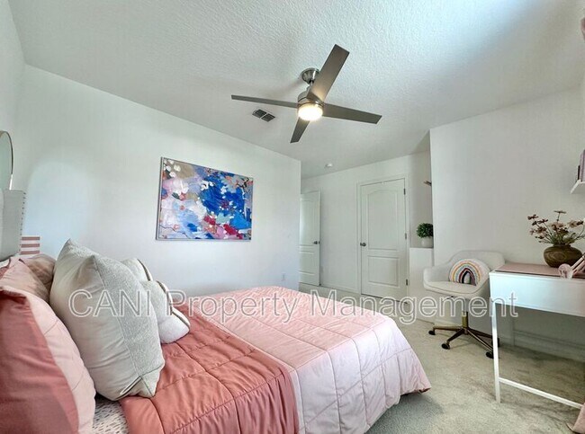 Building Photo - 17691 Passionflower Cir