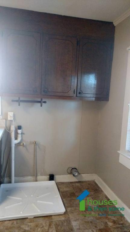 Building Photo - 469 Lindley Rd