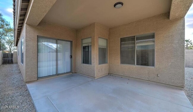 Building Photo - 44811 Paraiso Ln