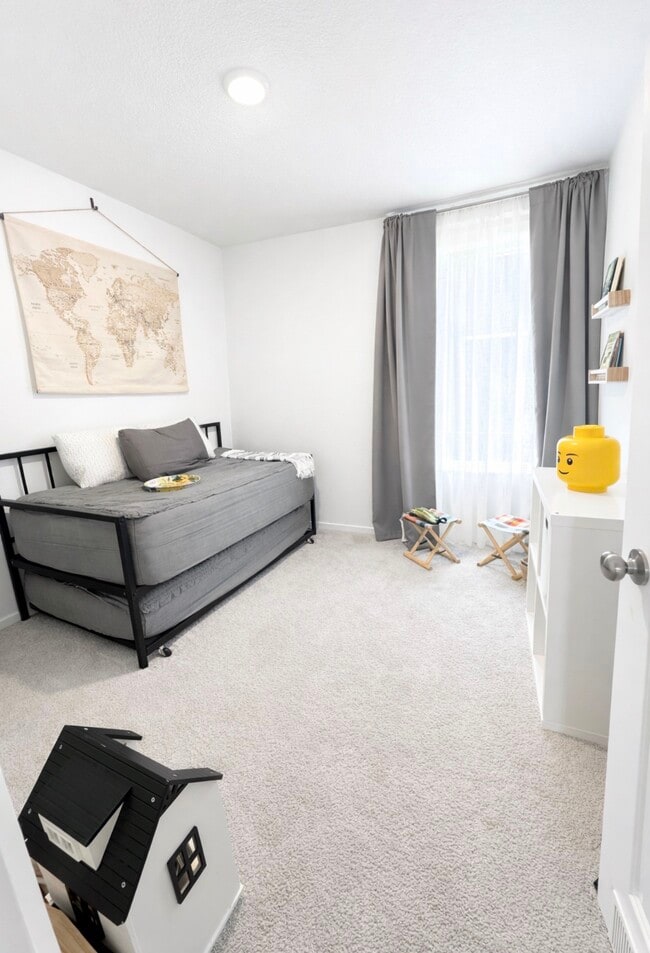 Building Photo - 12018 Noble Wood Vlg Dr