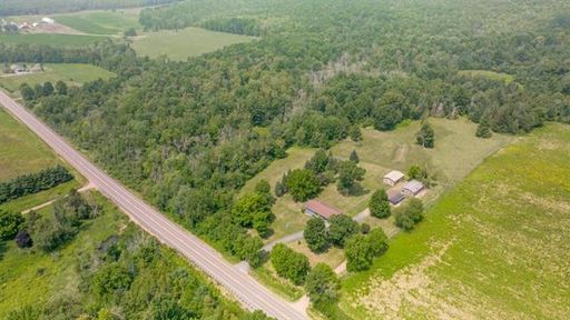 Building Photo - 2 Bedroom 1.5 Bath Single Family Home Avai...