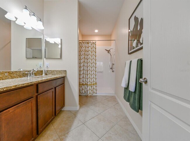 Building Photo - 13529 Crest Lake Dr