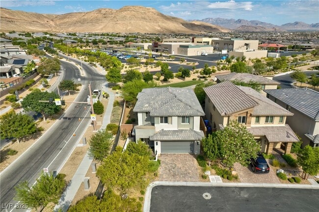 Building Photo - 7017 Pearl Hilltop Ct