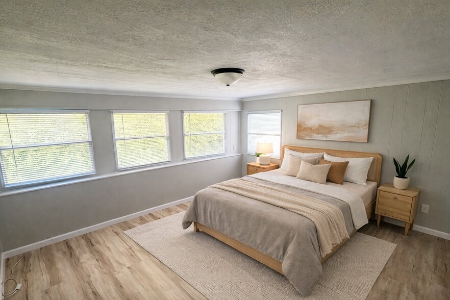 Building Photo - 43 Deerwood Park