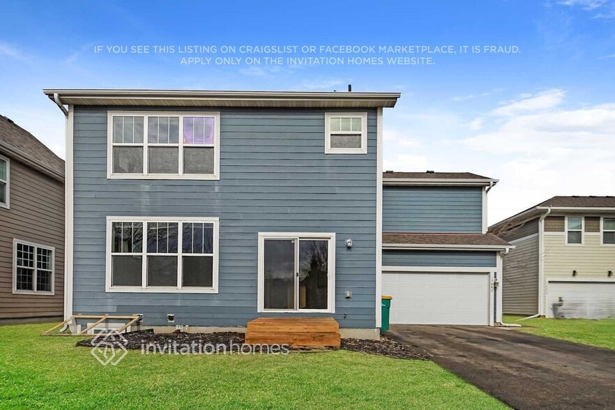 Building Photo - 15842 Cobblestone Lake Pkwy