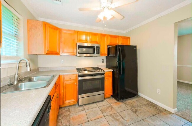 Building Photo - 3668 Gray Birch Dr
