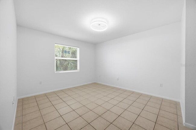 Building Photo - 3028 Parkway Blvd
