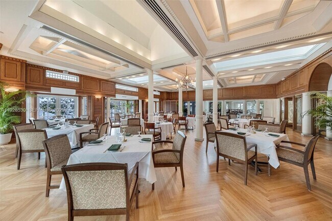 Building Photo - 4000 Towerside Terrace