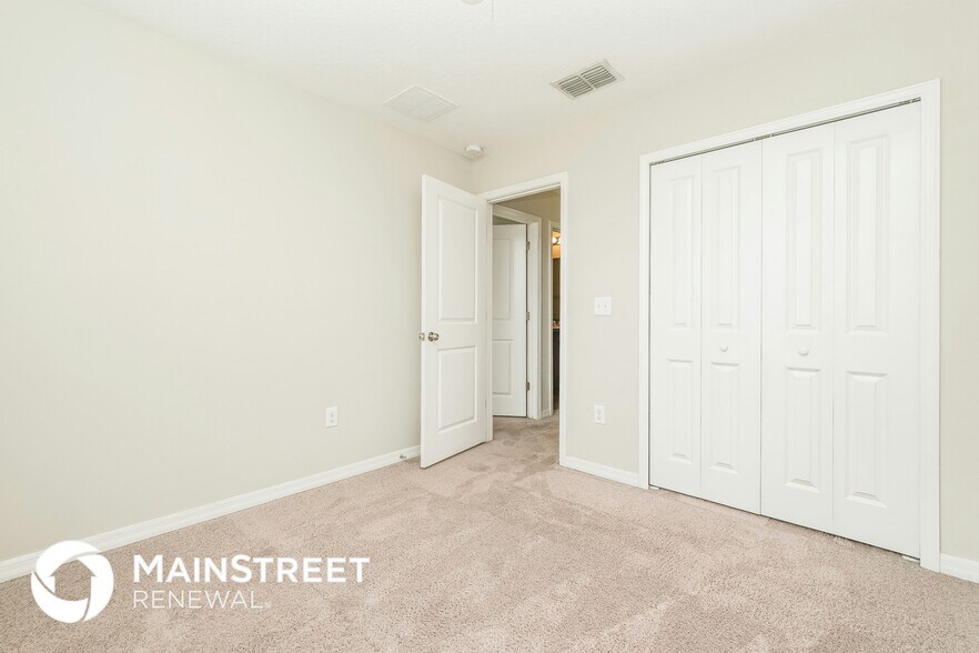 Building Photo - 36125 Stable Wilk Ave