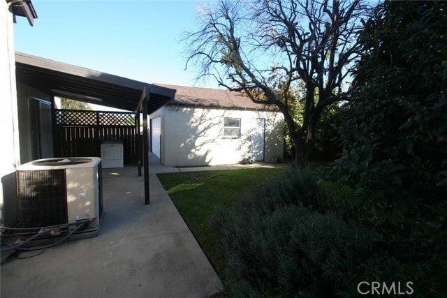 Building Photo - 9968 Daines Dr