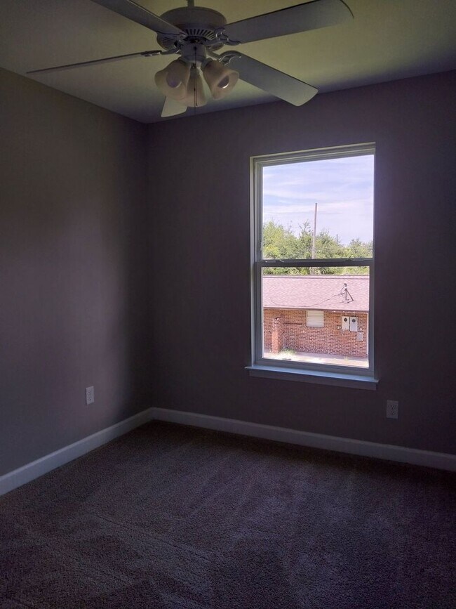 Building Photo - 255 Callaway Chase Ln